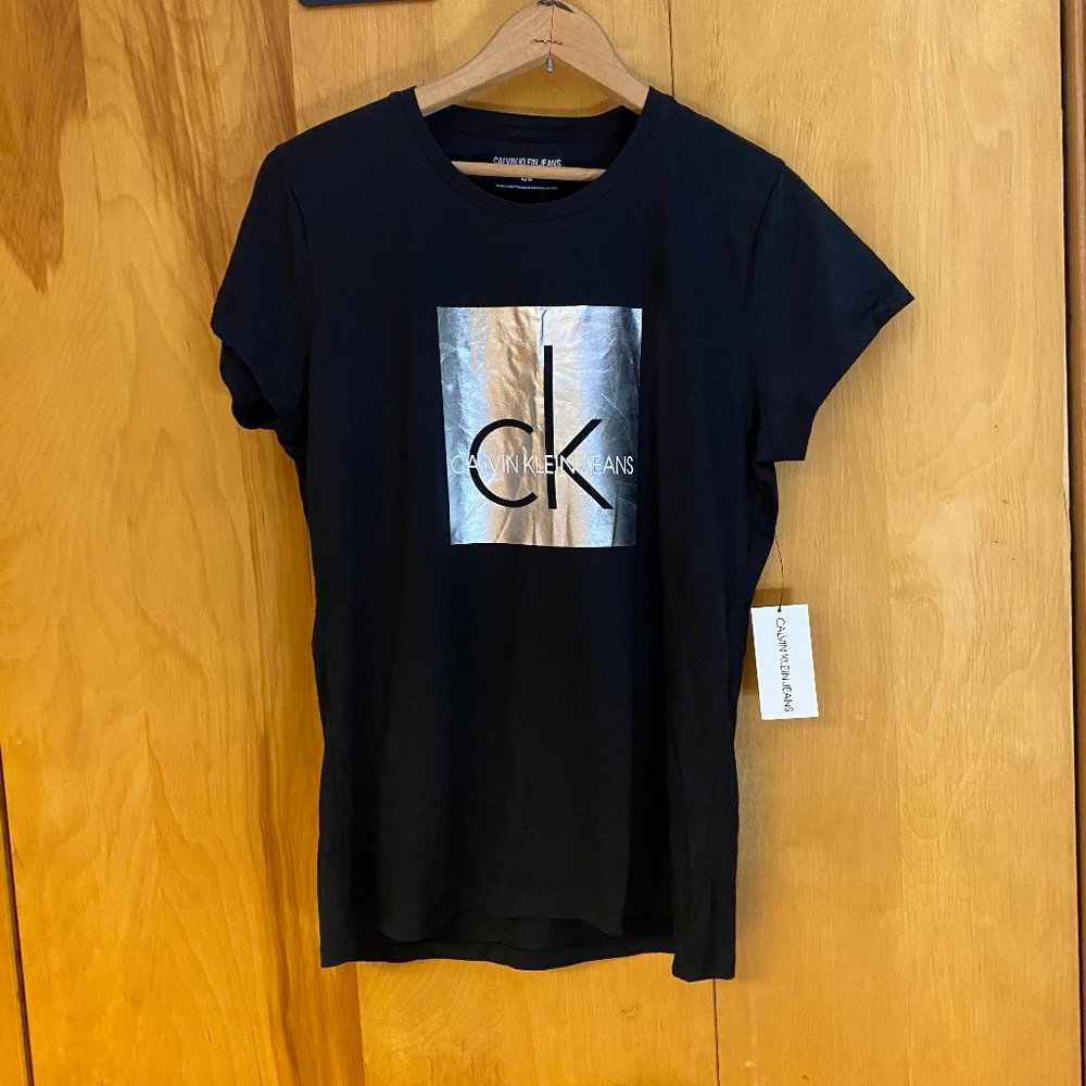 Calvin Klein T-Shirt